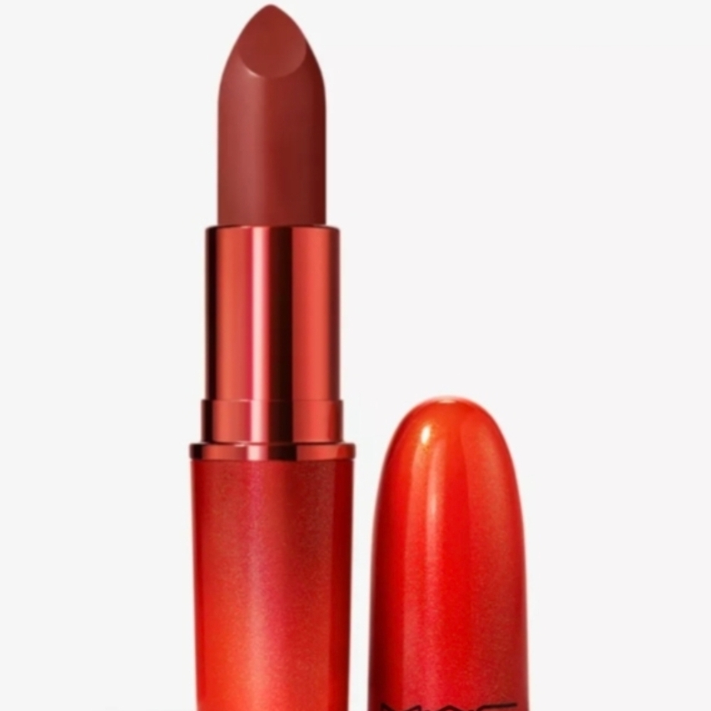 MAC Cosmetics Lookin Like Wealth Special Edition Lipstick